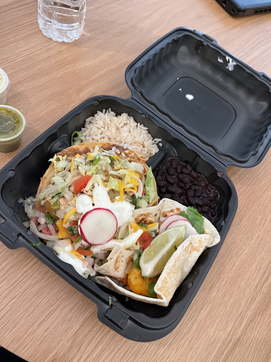 Dc Taco & Wings photo 3